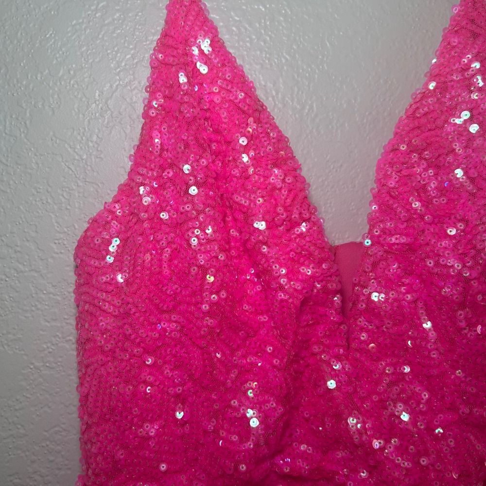 Lucy in the Sky Hot Pink Sequin V-Neck Mini Dress Neon Bodycon Party Size M - Picture 2 of 7